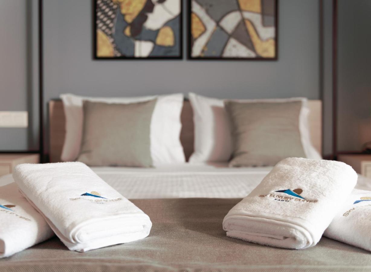Sky Luxury Suites Sarti Luaran gambar